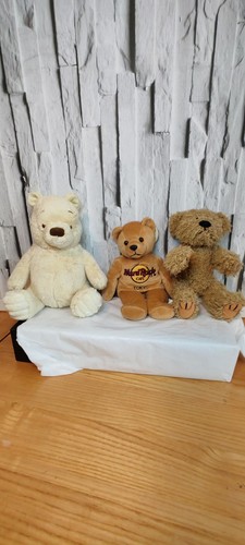 Collectable small bears - 3,