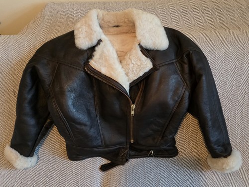 Brown shearling sheepskin - brown,