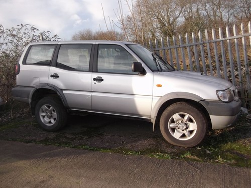 Nissan terrano diesel - nissan,