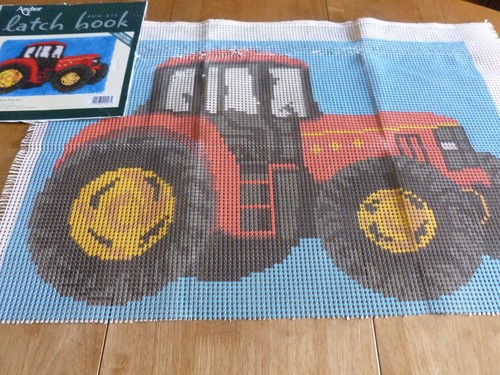 Tractor latch hook rug printed - latch,