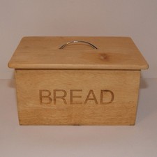 Wooden Bread Bin with Lid – Solid Wood Storage Box