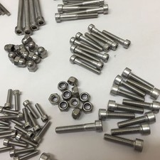 Suzuki GSX 750F Engine, Frame & Covers Bolt Pack