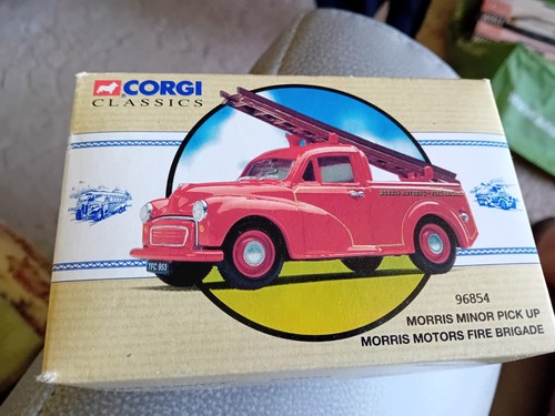 Corgi classic morris motors - corgi,