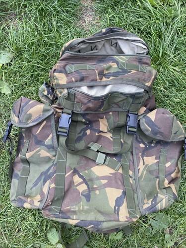 British army patrol - army, 30l