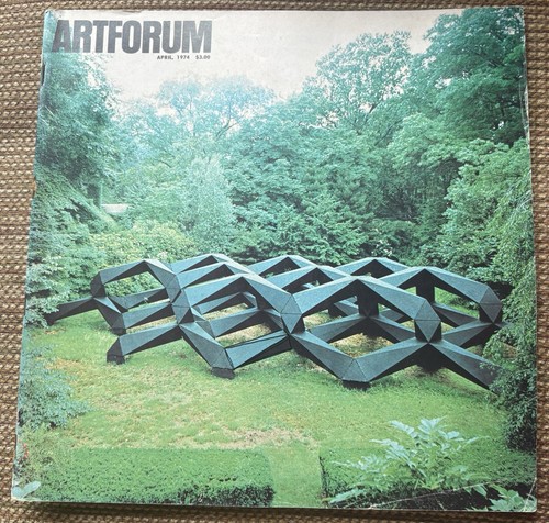 Artforum april 1974 - 1974,, robert