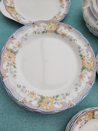 Royal doulton majestic - royal,