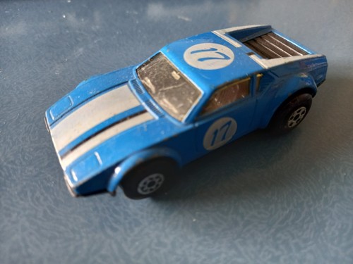 Blue matchbox 1975 tomaso - blue,