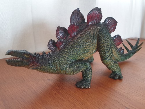 Aaa large inch - 17, stegosaurus