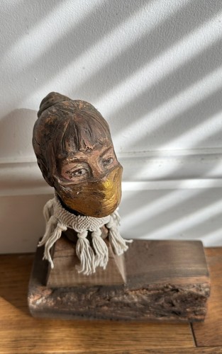 Terracotta bust sculpture - terracotta,