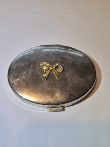 Vintage oval silver tone - vintage,