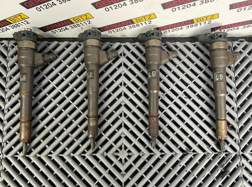 Nissan renault set of 4 - 12-19,