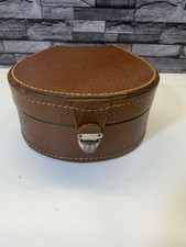 Vintage Collar box C.1940