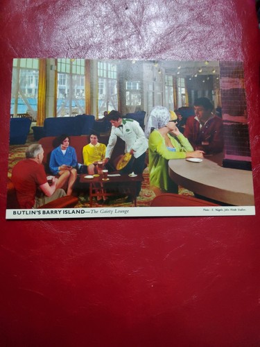 Butlins barry island postcard - butlins,