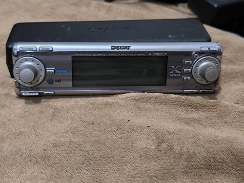 Vintage car radio - front, panel