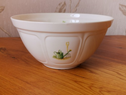 Aynsley fine bone china - fine,
