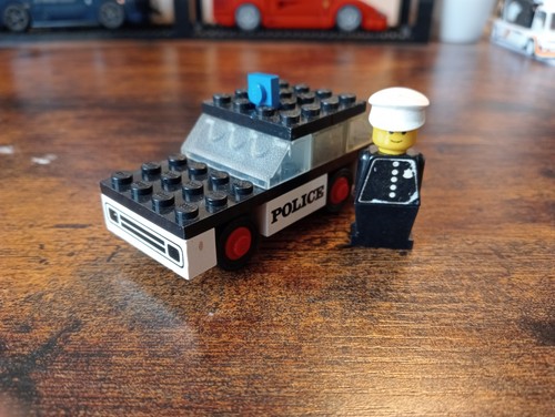 Lego town 611 police car - town,