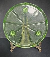 Vintage Art Deco Green Uranium