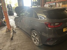 KIA CEED 2019 1.6 DIESEL BREAKING WHEEL NUT