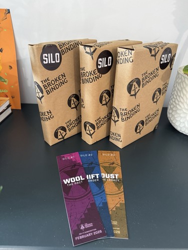 Silo trilogy wool shift - wool, &