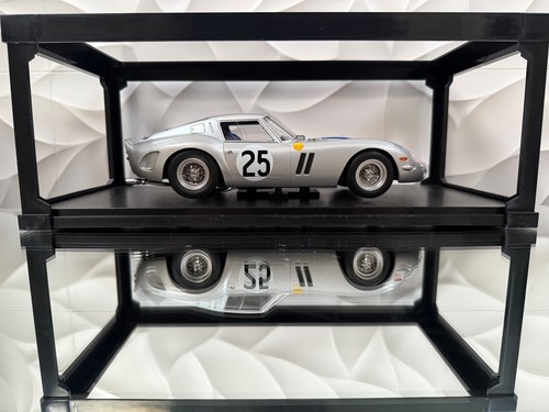 Scale models ferrari - 1/18,