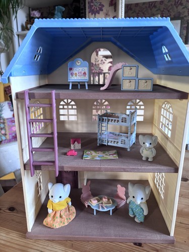Sylvanian families sky blue - sylvanian,