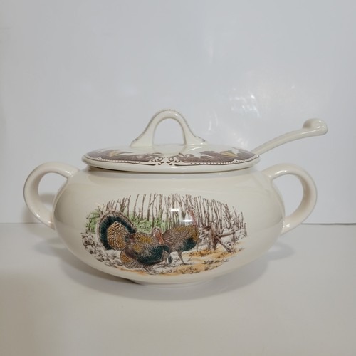 Soup tureen with turkeys - soup, in