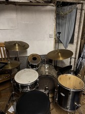 Pearl Export Drum Kit
