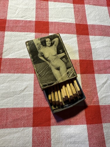 Vintage match box nude lady - nude,
