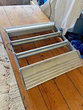 Mills cable reel roller