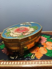 Vintage Musical Jewellery Box Gold Tone Metal Case Pretty Raised Ornate Detail