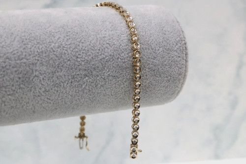 9ct yellow gold lab created - yellow,