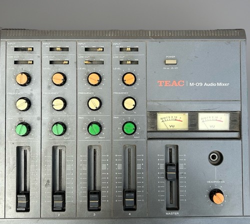 Teac vintage 4 channel - m-09,