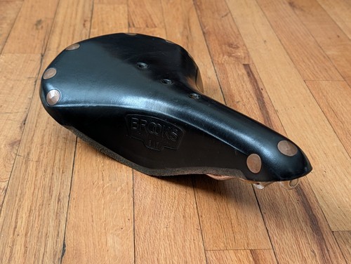 Brooks champion special b17 - champion,
