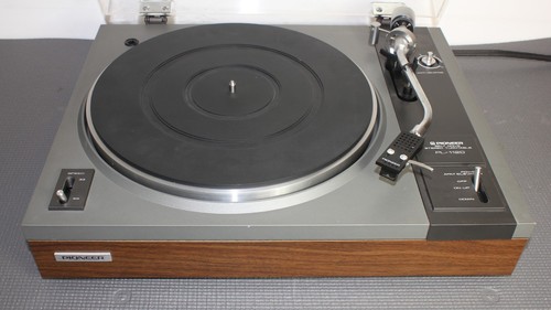 Pioneer 112d turntable in - pioneer,