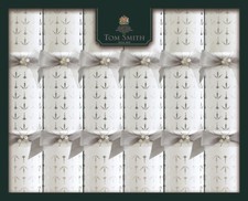 Christmas Crackers Deluxe Tom