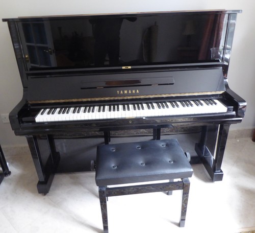 Yamaha upright piano - upright,