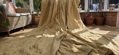 Gold single damask bird - single,