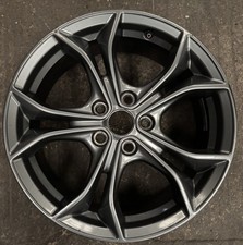 *  17" Genuine Ford FOCUS