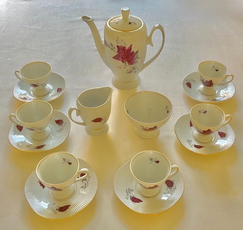 Pristine piece vintage - piece,