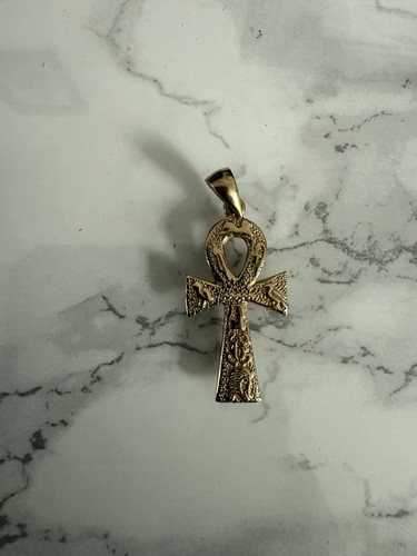 Gold 9ct hieroglyphics - 9ct,