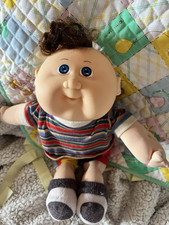 Vintage Cabbage Patch kids boy doll  Hasbro baby blue eyes brown tuft hair
