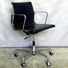 Vitra Charles Eames EA117 Black Leather Aluminium Group Chair