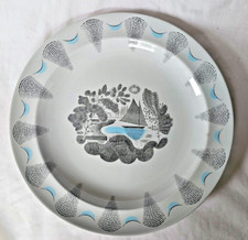 Gorgeous Eric Ravilious Travel pattern Wedgwood dinner plate boat sailing