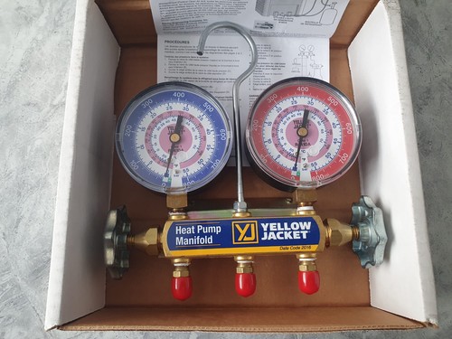 Yellow jacket valve series - jacket, 2-valve