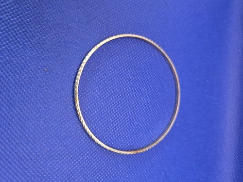 Thin textured gold tone - thin,