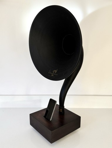 Restoration hardware iphone - hardware,