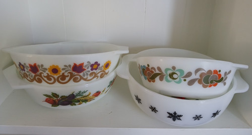 Vintage mixed set stacking - x4,