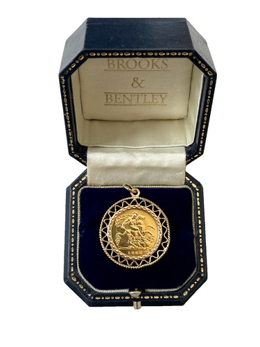 1982 queen elizabeth 22ct - 1982,