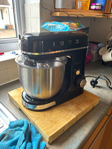 Lidl 1975 800w - 4.5l, 8-speed