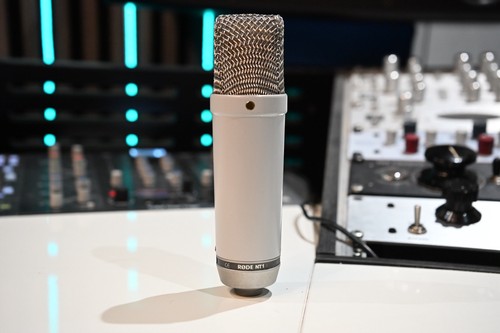 Rode nt1 condenser microphone - rode,